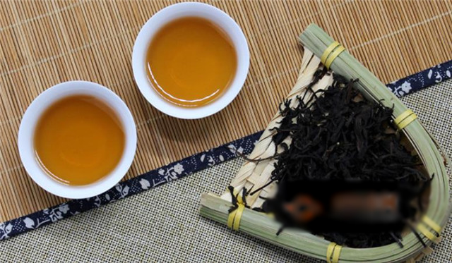 总裁在上动漫免费观看国内揄拍国内精品对白86，权力与爱情的巅峰对决